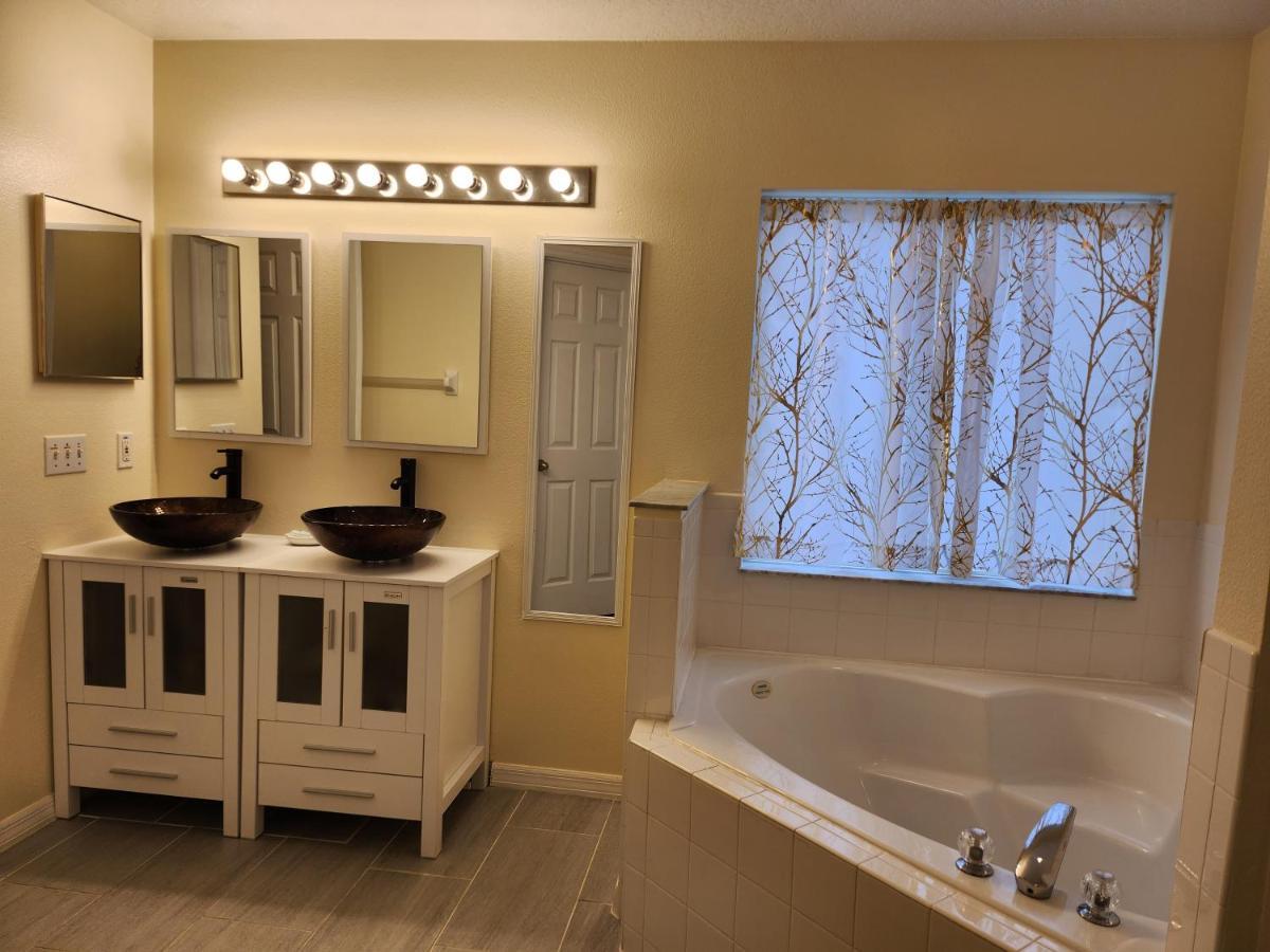 Fully Renovated, Quiet, Spacious Disney Themed Pool Home With Office Kissimmee Εξωτερικό φωτογραφία
